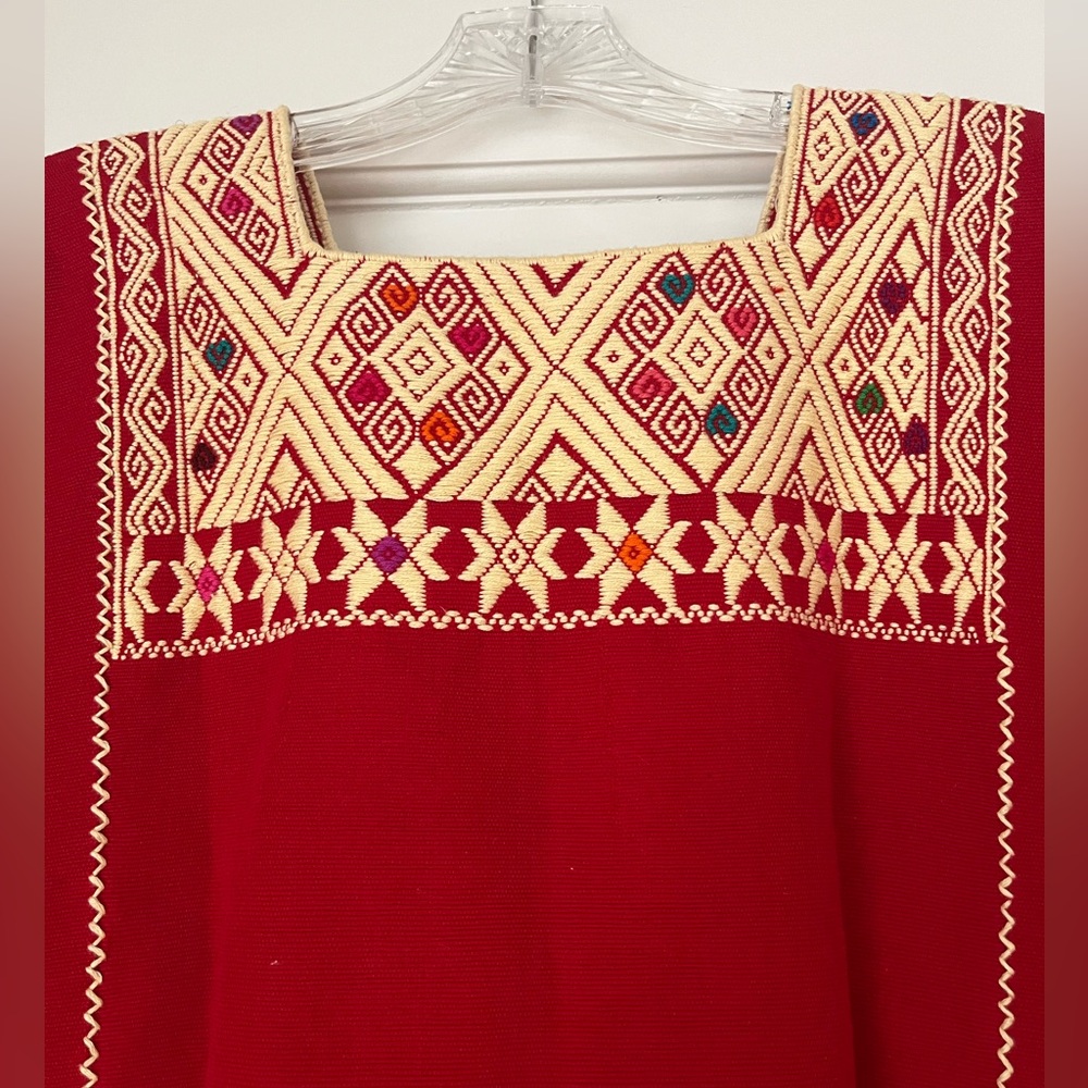 Embroidered Top - Picture 3 of 5
